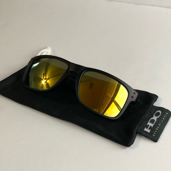 OO9102 Oakley Holbrook Gold Reflective Lenses - Picture 6 of 7